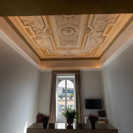 Domus 21 Luxury Suites Roma Dış mekan fotoğraf