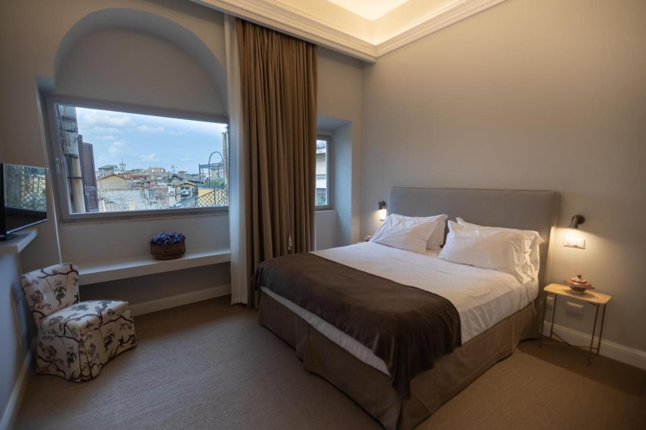 Domus 21 Luxury Suites Roma Dış mekan fotoğraf