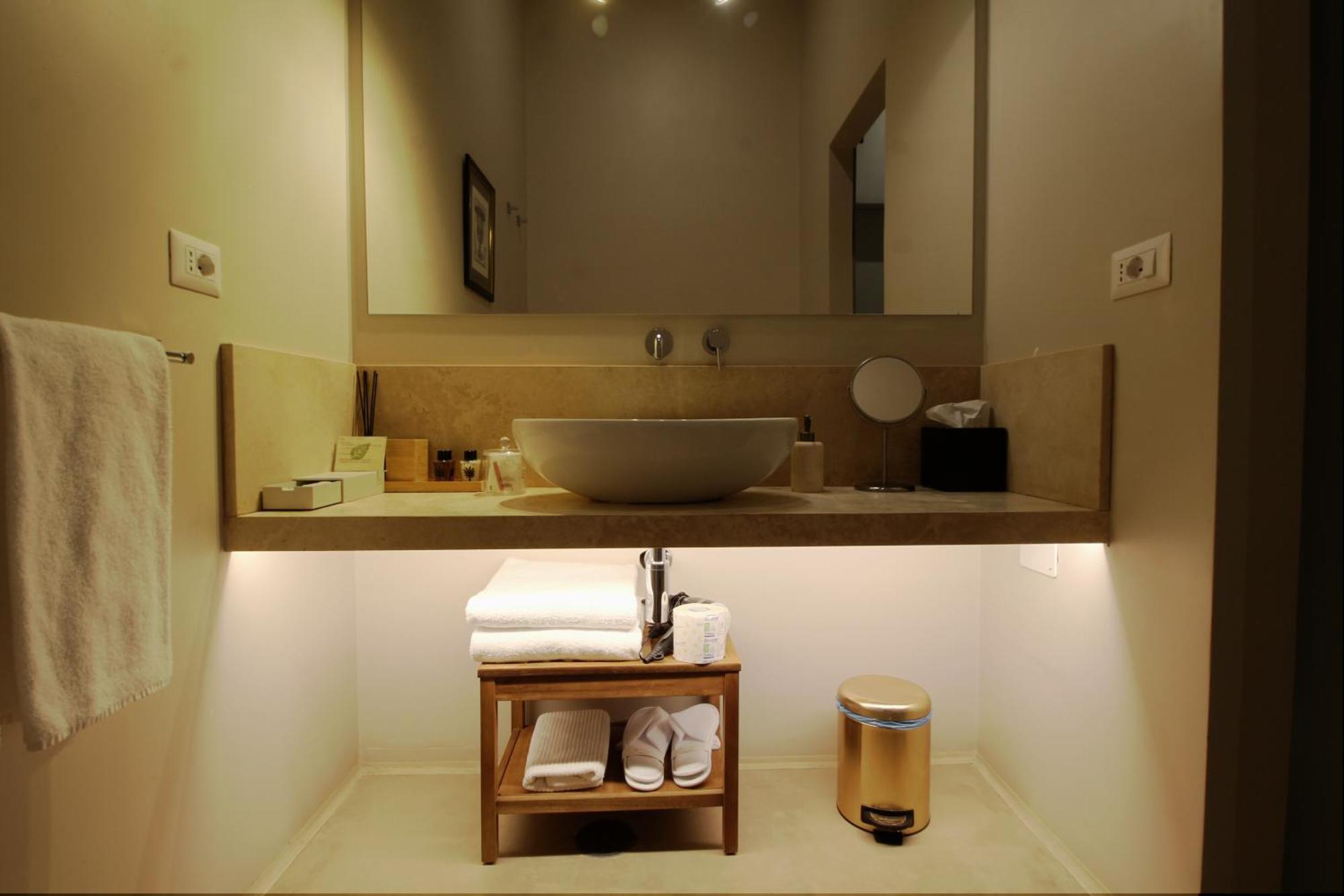 Domus 21 Luxury Suites Roma Dış mekan fotoğraf